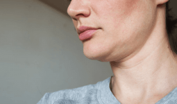 Gıdık Nedir? Gıdı Sarkması Neden Olur?