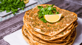 Lahmacun Kaç Kalori, Besin Değeri Nedir? Lahmacun Kilo Aldırır mı?