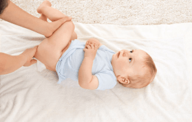 Bebeklerde Yeşil Kaka Neden Olur, Kaka Renkleri ve Anlamları