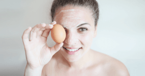 Kırışıklık İçin Yumurta Akı Maskesi Yapımı ve Faydaları