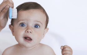 Bebeklerde Saç Dökülmesi Nedenleri ve Tedavisi Nelerdir?