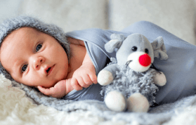 1 Aylık Bebek Eğitimi Gelişimi: Uyku, Beslenme, Aşı Takvimi